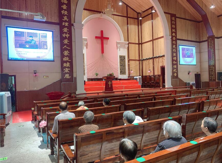 四川基督教各地堂点积极组织观看庆祝中国共产党成立100周年大会